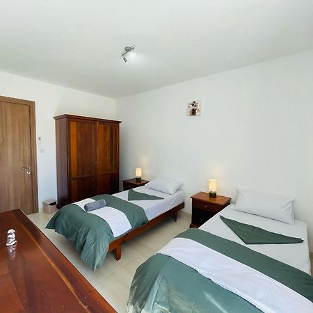 Coral Cove Comfort Room 2 세인트폴스베이 외부 사진